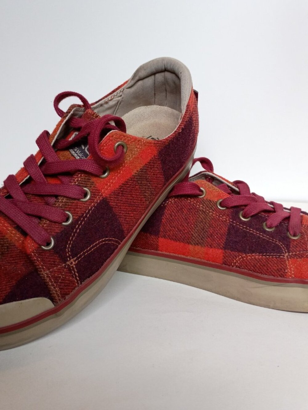 Keen Elsa Shoes Womens 8M Red Wool Flannel Plaid Lace Up Casual Sneakers 1021929